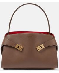 Ferragamo - Hug Medium Leather Shoulder Bag - Lyst
