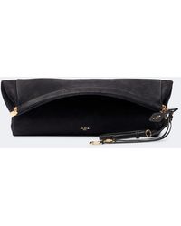 Alaïa - Le Click Medium Leather Clutch - Lyst