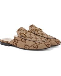 Gucci Slippers Princetown Jumbo GG aus Canvas - Natur