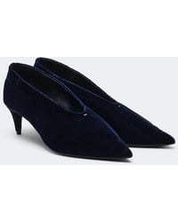 KHAITE - Miriam Velvet Pumps - Lyst