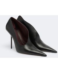 Victoria Beckham - Sloane Leather Pumps - Lyst