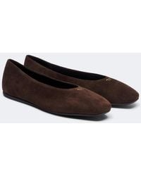 Prada - Ballerines En Daim - Lyst