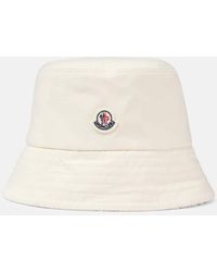 Moncler - Logo Patch Bucket Hat Cappelli Bianco-Donna - Lyst