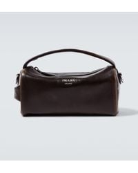 Prada - Messenger Bag Aus Leder - Lyst
