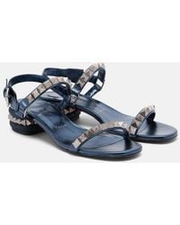 Christian Louboutin - Verzierte Sandalen Pyra Aus Metallic-Leder - Lyst