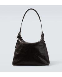 Lemaire - Schultertasche Belted Aus Leder - Lyst