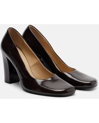 The Row - Penelope Leather Pumps - Lyst