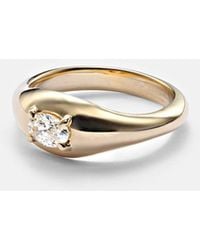 STONE AND STRAND - Essential 14Kt Pinky Ring With Diamonds - Lyst