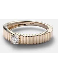 STONE AND STRAND - Cher 14Kt Ring With Diamonds - Lyst