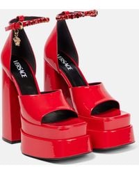 Versace - Medusa Aevitas Patent Leather Platform Sandals - Lyst