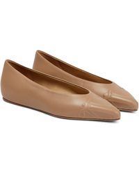 Max Mara Ballet flats and ballerina shoes for Women | Online Sale up to 17%  off | Lyst