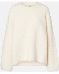 TOTEME - Oversized Alpaca And Wool-Blend Boucle Sweater - Lyst