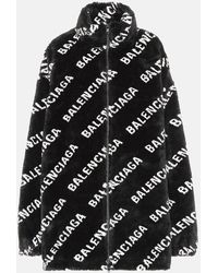 Balenciaga - Giacca in pelliccia sintetica con logo - Lyst