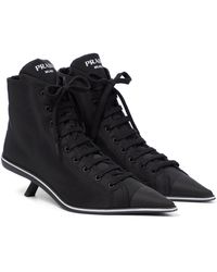 Botas Prada de mujer: hasta el 67 % de descuento | Lyst
