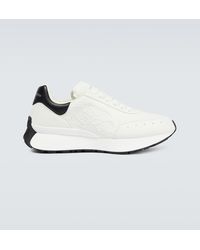 Alexander McQueen - Sprint Runner Logo-embossed Leather Low-top Trainers - Lyst