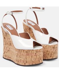 Alaïa - Patent Leather Wedge Sandals - Lyst