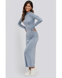 NA-KD Trend Drapiertes Kleid Mit Poloausschnitt - Blau
