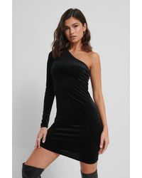 NA-KD Robe En Velours À Une Épaule - Noir