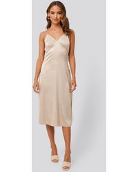 NA-KD Slip Satin Slit Dress - Naturel
