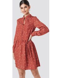 NA-KD Boho Ruffle Hem Dot Dress - Rot