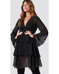 NA-KD Boho Triple Layer LS Flounce Dress - Schwarz
