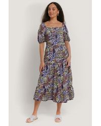 Trendyol Midikleid Mit Blumen - Mehrfarbig