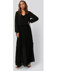 NA-KD Boho Multi Frill Flowy Dress - Schwarz