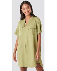 NA-KD Oversized Cargo Tunic Dress - Grün