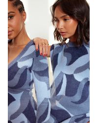 NA-KD Synthetisch Trend Pluizig Gebreid Gilet in het Blauw Dames Kleding voor voor Truien en gebreide kleding voor Mouwloze truien 