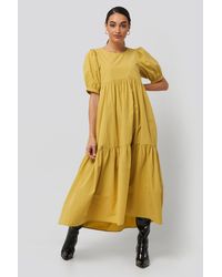 NA-KD Puff Sleeve Pleated Tiered Midi Dress - Geel