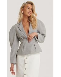 NA-KD Gathered Short Blazer - Grijs