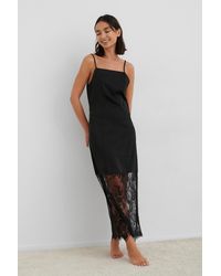 NA-KD Lace Detail Satin Slip Dress - Noir