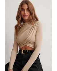 NA-KD Beige Cropped Pleated Top - Natural