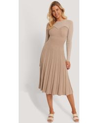 NA-KD Trend Strukturiertes Strickkleid - Natur