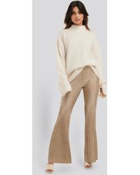 NA-KD Uitlopende Geplooide Broek - Naturel