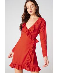 NA-KD Boho Long Sleeve Wrap Frill Dress - Rot