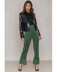 NA-KD Pleated Frill Pants - Groen