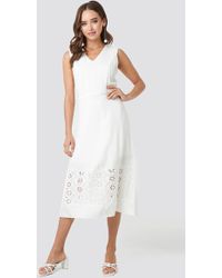 Trendyol Embroidery Detail Midi Dress - Weiß