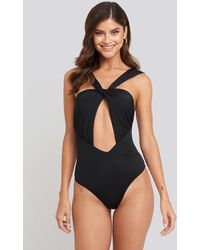 Trendyol Cut-out Detailed Swimsuit - Zwart
