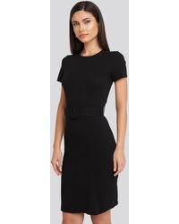 Trendyol Short Sleeve Belted Mini Dress - Schwarz