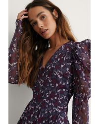 NA-KD Jurk Met Schoudervullingen - Paars