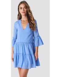 NA-KD Boho V-Neck Ruffle Mini Dress - Blau
