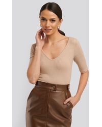 NA-KD Basic Ribbed Short Sleeve V-neck Top - Natur