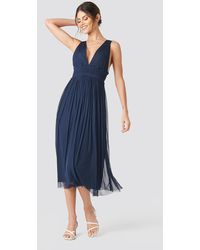 NA-KD Party V-neck Tulle Midi Dress - Blau