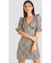 NA-KD Karo Kauer x Puff Mini Dress - Mehrfarbig