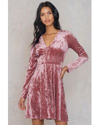 NA-KD Party Velvet V-neck Dress - Mehrfarbig