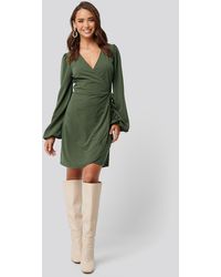 NA-KD Overlap Balloon Sleeve Dress - Grün