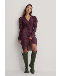 NA-KD Jurk Met Knoop Aan De Voorkant - Paars