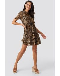 NA-KD Short Sleeve Flowy Mini Dress - Marron