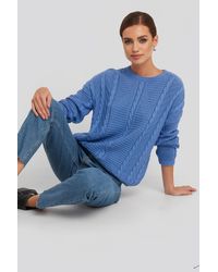 NA-KD Round Neck Cable Sweater - Blauw